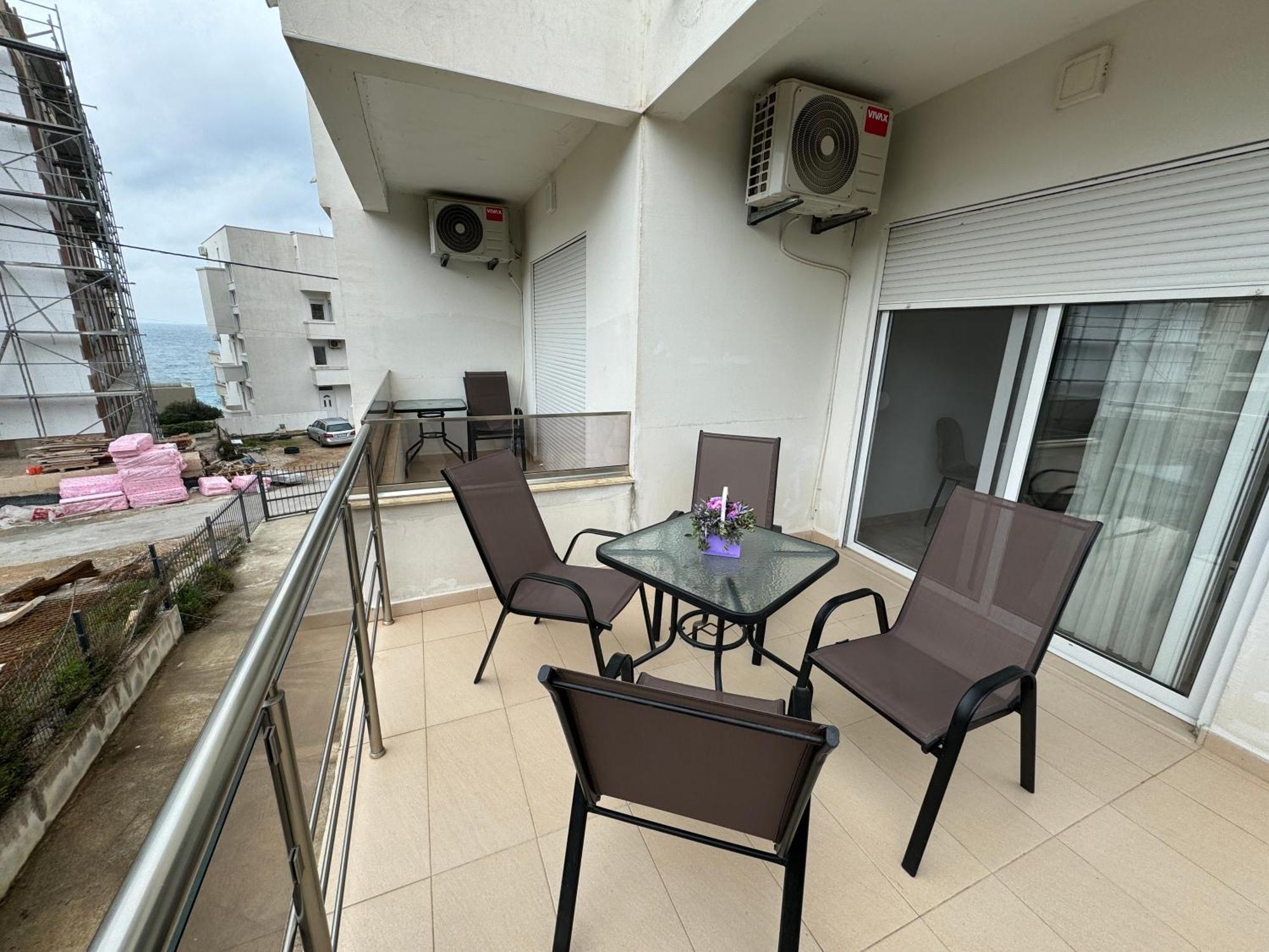 Harasta Lux Appartement Bar Buitenkant foto