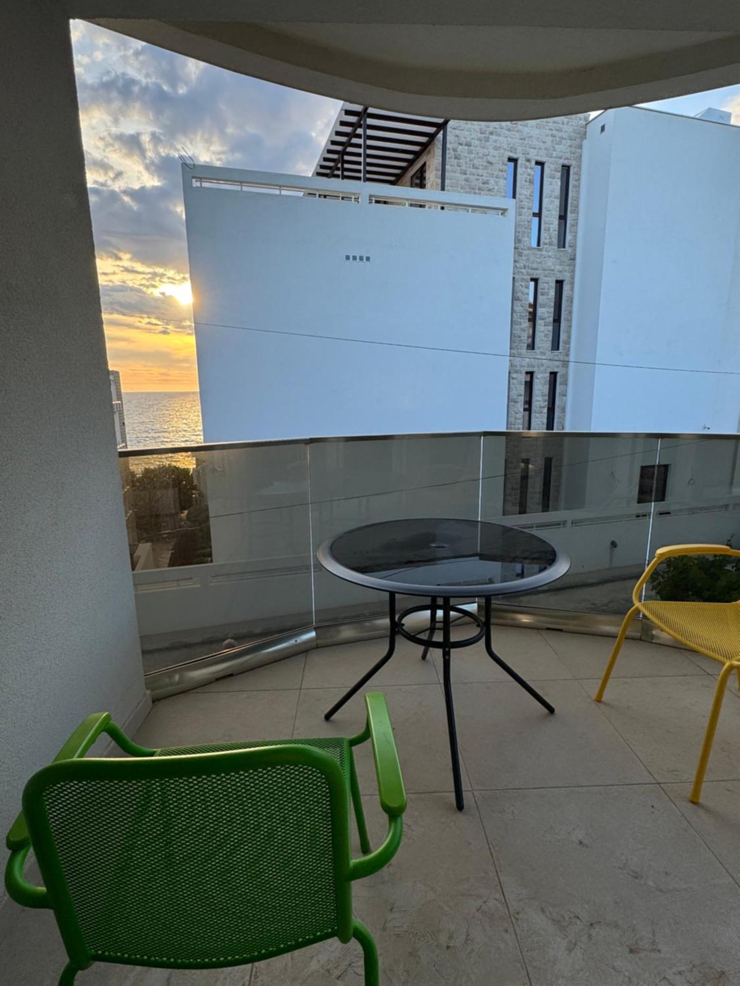 Harasta Lux Appartement Bar Buitenkant foto
