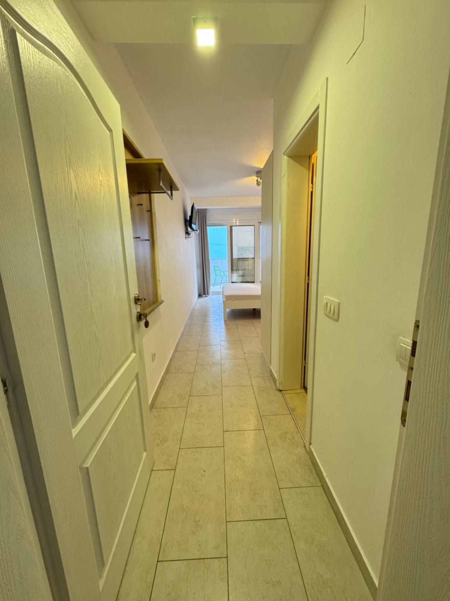 Harasta Lux Appartement Bar Buitenkant foto