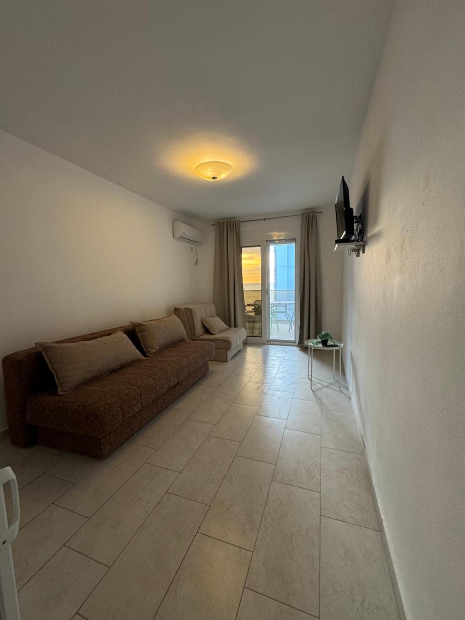 Harasta Lux Appartement Bar Buitenkant foto