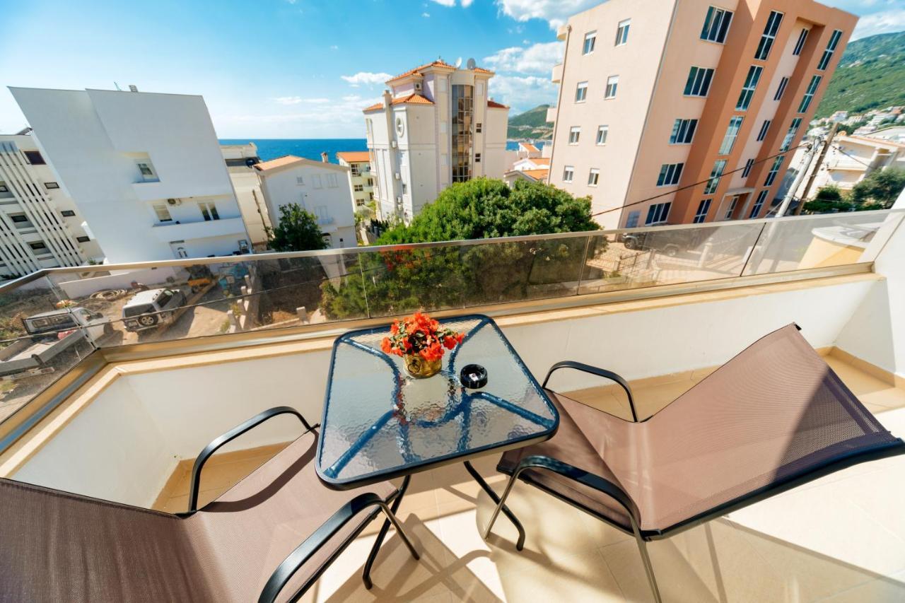 Harasta Lux Appartement Bar Buitenkant foto