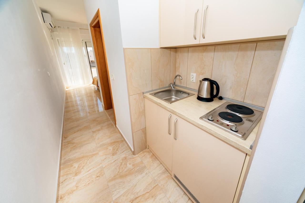Harasta Lux Appartement Bar Buitenkant foto